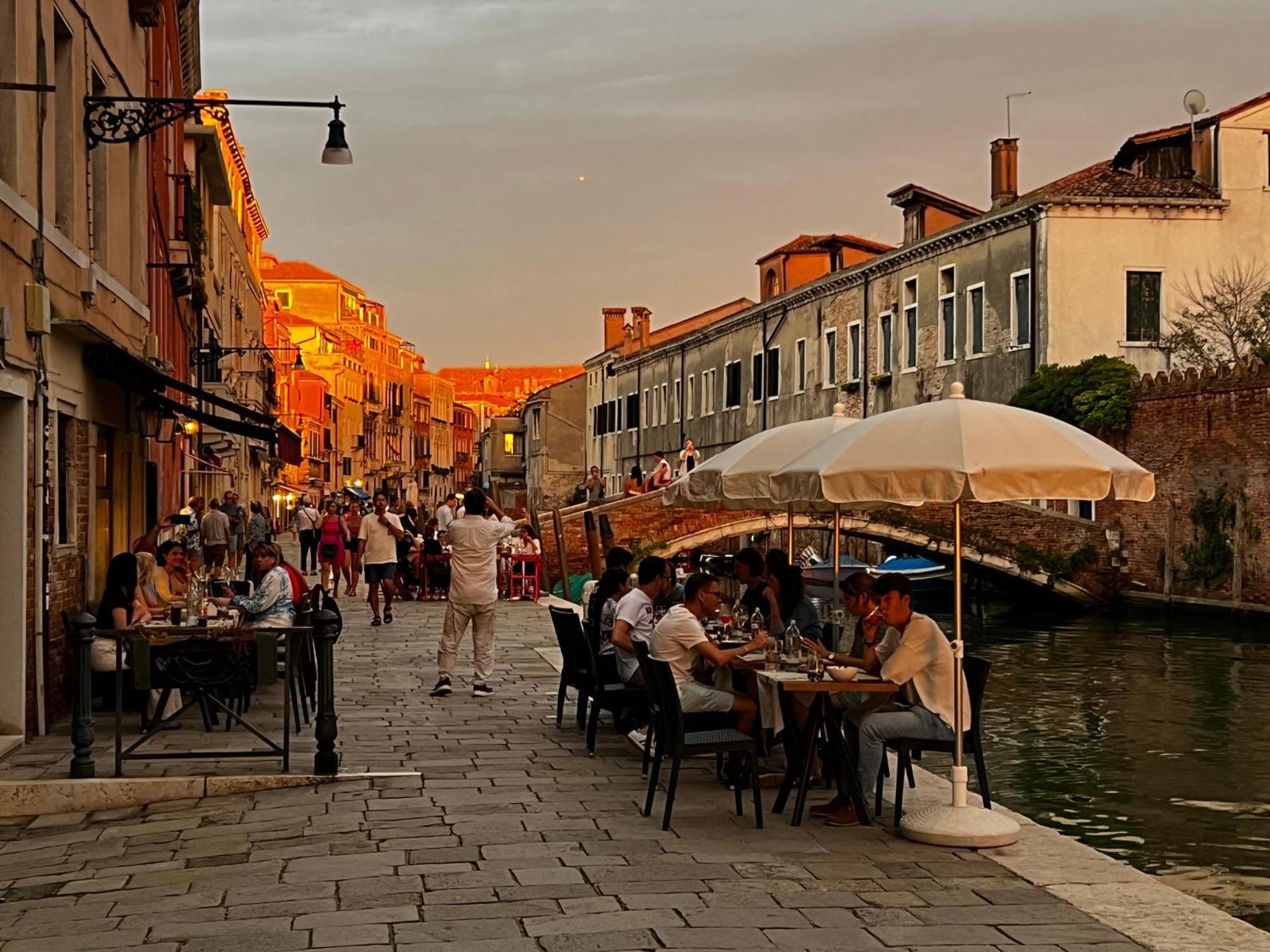Tintoretto 1 Con Terrazza Sopra Il Tetto, 3 Bagni, 3 Grandi Da Letto, Super Nuovo Venecia