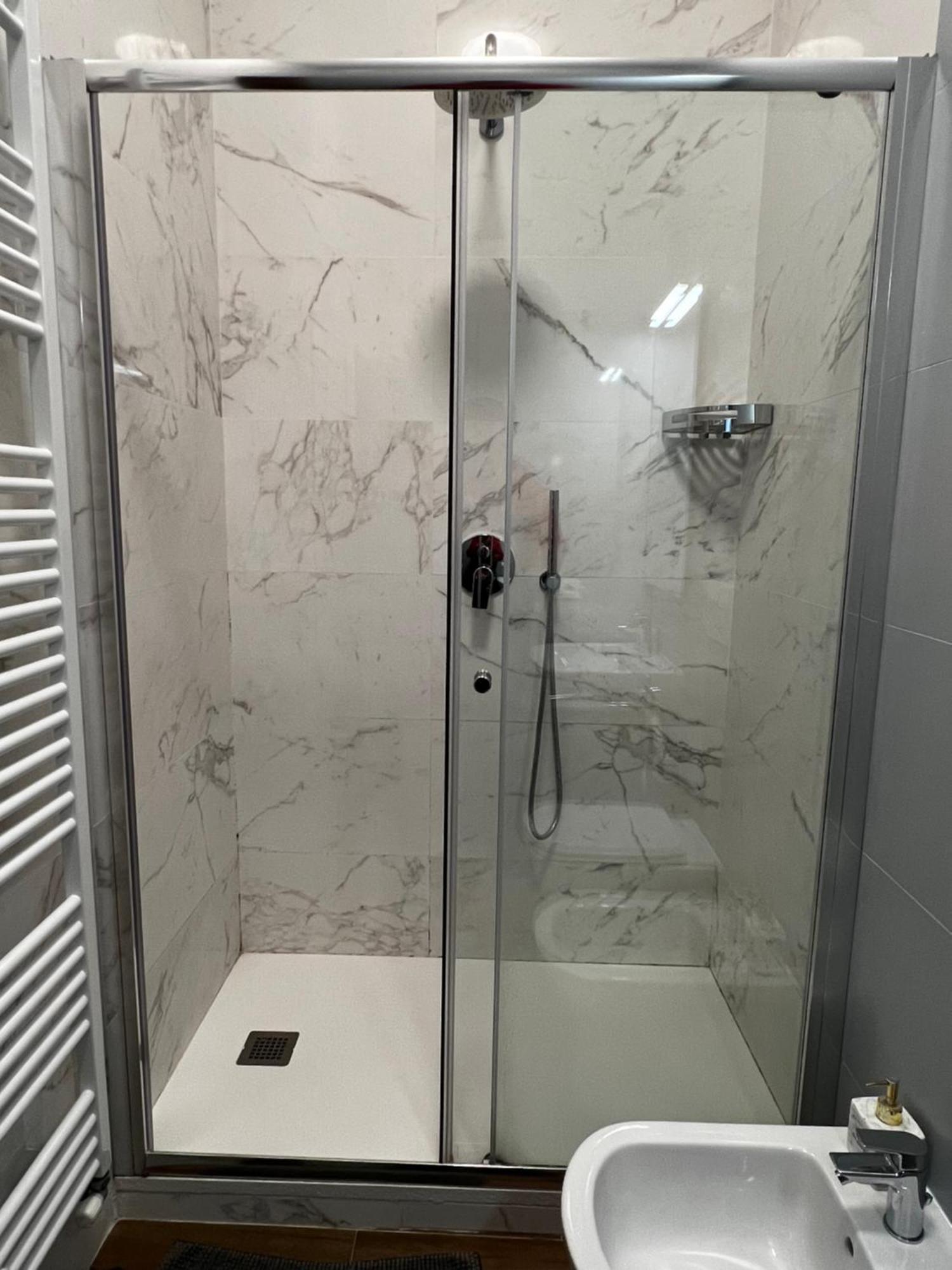 Apartamento Tintoretto 1 Con Terrazza Sopra Il Tetto, 3 Bagni, 3 Grandi Da Letto, Super Nuovo