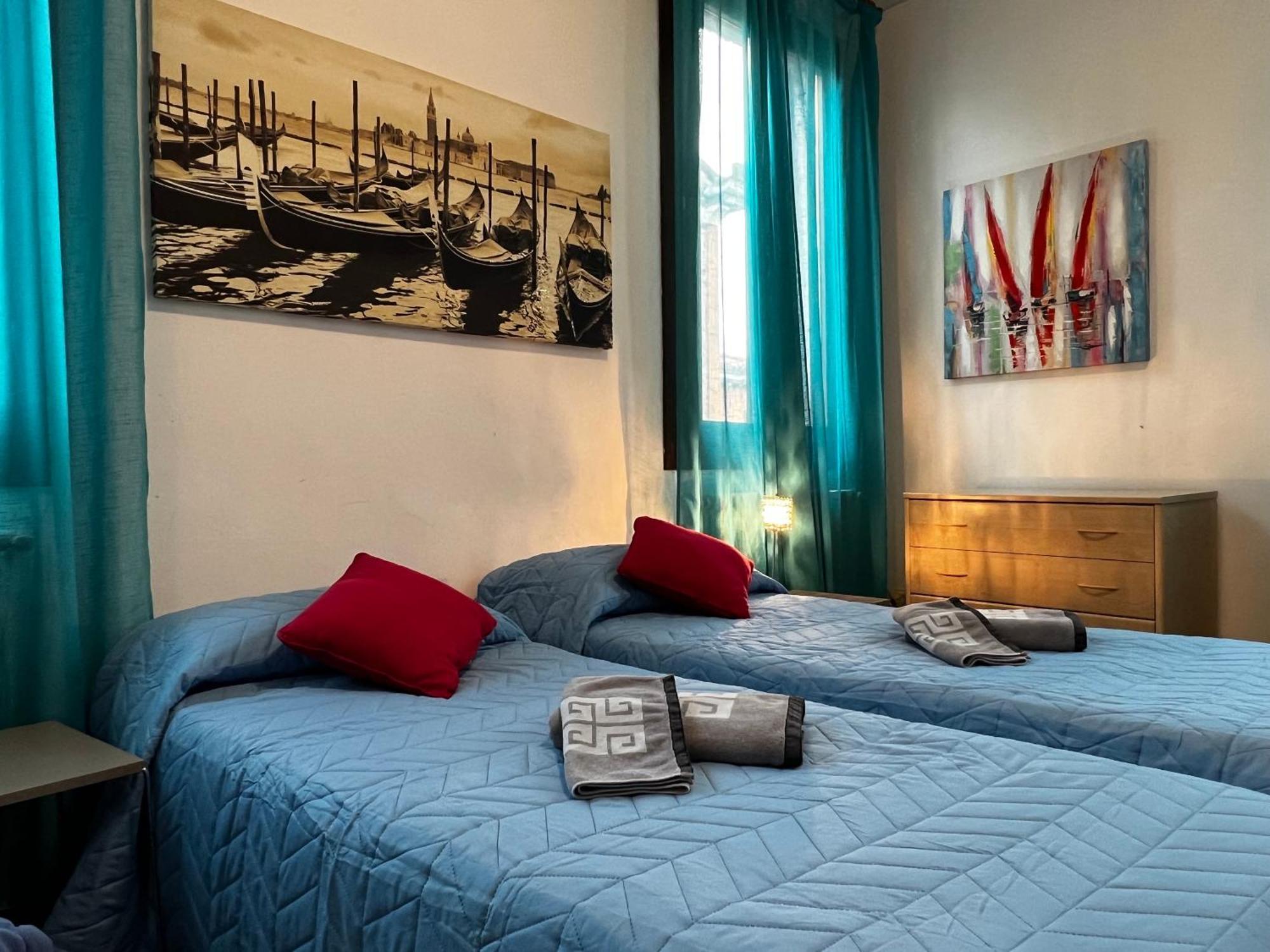 Apartamento Tintoretto 1 Con Terrazza Sopra Il Tetto, 3 Bagni, 3 Grandi Da Letto, Super Nuovo Venecia