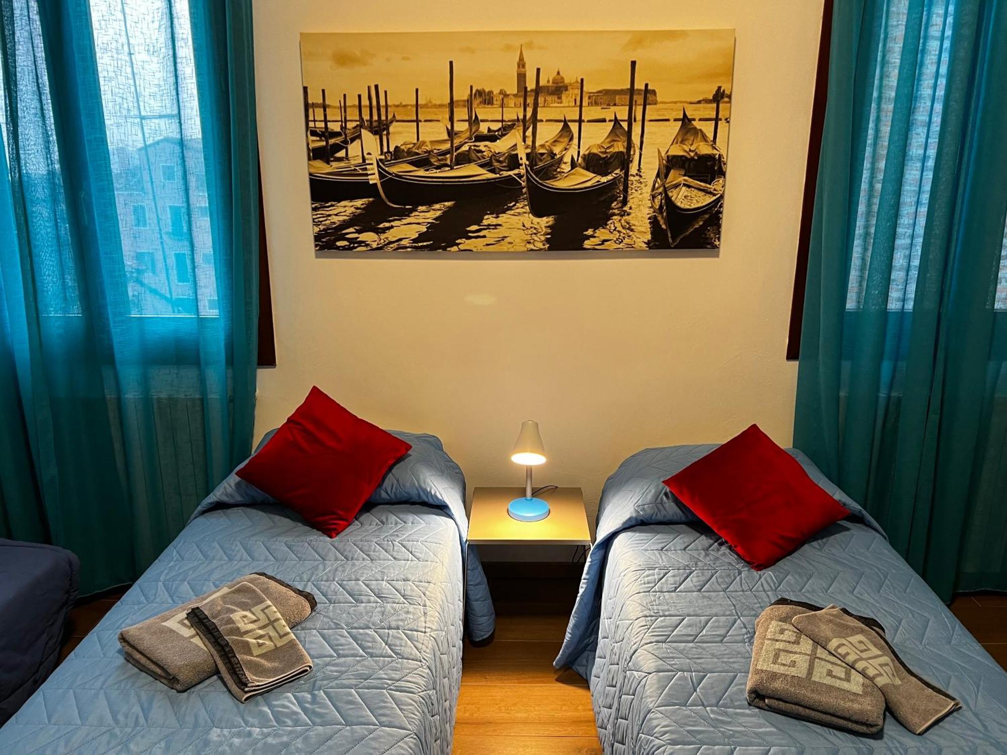 Tintoretto 1 Con Terrazza Sopra Il Tetto, 3 Bagni, 3 Grandi Da Letto, Super Nuovo Apartamento *